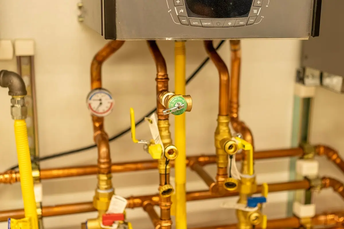 Licensed technician providing Pipe Repair for a homeowner in Ocean Pointe